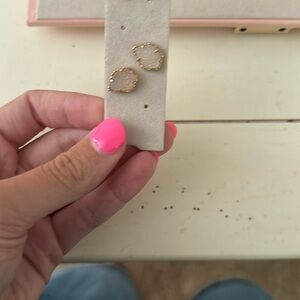 Kendra scott gold and white quarts earrings